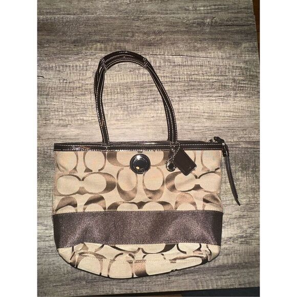 Coach Tote Bag Signature - Canvas Beige Total Pattern F19046 - Picture 1 of 7